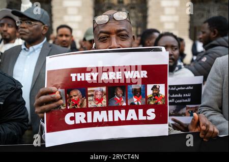 London, Großbritannien. 30. September 2023. Sudanesische Kundgebung außerhalb des Auswärtigen Amtes gegen den Bürgerkrieg im Sudan. Quelle: Andrea Domeniconi/Alamy Live News Stockfoto