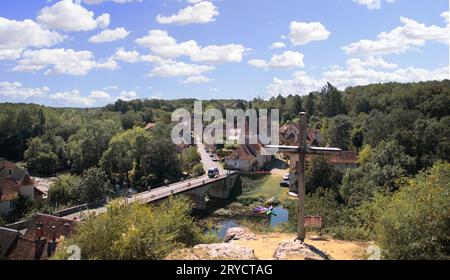 Eine Übersicht von Angles-sur-l'Anglin, einem malerischen Dorf in Frankreich Stockfoto