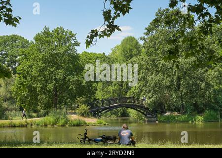 Clara-Zetkin-Park, Leipzig, Sachsen, Deutschland *** Clara Zetkin Park, Leipzig, Sachsen, Deutschland Credit: Imago/Alamy Live News Stockfoto