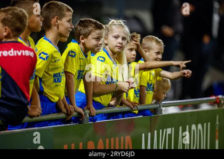 Waalwijk, Niederlande. September 2023 30. WAALWIJK, NIEDERLANDE - SEPTEMBER 30: Fans des RKC Waalwijk während des niederländischen Eredivisie-Spiels zwischen RKC Waalwijk und Ajax im Mandemakers Stadion am 30. SEPTEMBER 2023 in Waalwijk, Niederlande. (Foto: Broer van den Boom/Orange Pictures) Credit: Orange Pics BV/Alamy Live News Stockfoto