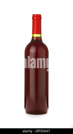 Eine volle Flasche Rotwein isoliert auf weißem Stockfoto