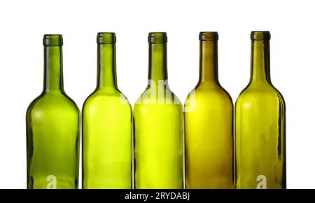 Leere grünes Glas Wein Flaschen isoliert auf weißem Stockfoto