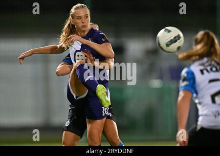 Anderlecht, Belgien. September 2023 30. Ludmila Matavkova (19) von Anderlecht, dargestellt während eines Fußballspiels zwischen RSC Anderlecht und Club Brugge YLA am 5. Spieltag der Saison 2023 - 2024 der Belgischen Lotto Womens Super League, am Samstag, den 30. September 2023 in Anderlecht, Belgien. Quelle: Sportpix/Alamy Live News Stockfoto