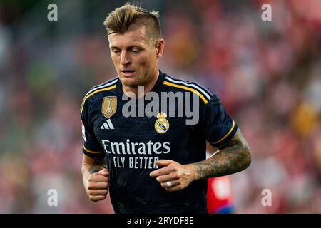 Girona, Spanien. September 2023 30. Toni Kroos (Real Madrid CF) wird während des Fußballspiels zwischen Girona FC und Real Madrid CF am 30. September 2023 im Montilivi-Stadion in Girona, Spanien, abgebildet. Foto: Siu Wu. Quelle: dpa/Alamy Live News Stockfoto