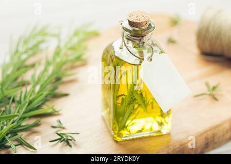 Ätherisches Rosmarinöl Stockfoto
