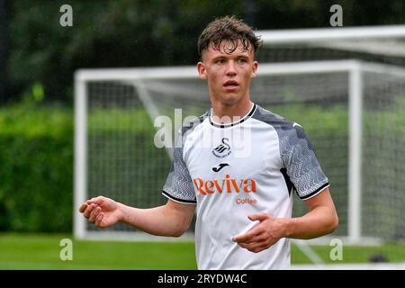 Swansea, Wales. 30. September 2023. Jack Fanning von Swansea City während des Spiels der U18 Professional Development League zwischen Swansea City und Charlton Athletic an der Swansea City Academy in Swansea, Wales, UK am 30. September 2023. Quelle: Duncan Thomas/Majestic Media. Stockfoto