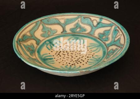 Orientalische antike Keramikplatte Stockfoto