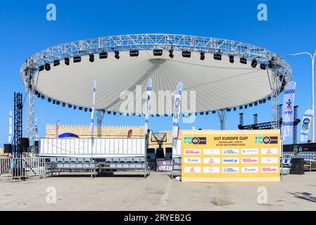 Heraklion, Kreta, Griechenland, 23. September 2023. FIBA U17 Basketball Europe Cup auf dem 3 x 3 Outdoor-Basketballfeld im venezianischen Hafen von Heraklion. Stockfoto