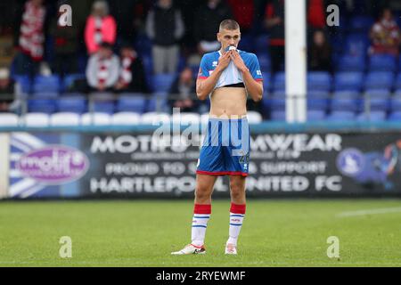 Zak Johnson von Hartlepool United während des Spiels der Vanarama National League zwischen Hartlepool United und Dorking Wanderers im Victoria Park, Hartlepool am Samstag, den 30. September 2023. (Foto: Mark Fletcher | MI News) Credit: MI News & Sport /Alamy Live News Stockfoto