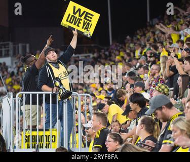 Columbus, Ohio, USA. September 2023 30. Fans der Columbus Crew jubeln ihr Team gegen die Philadelphia Union in ihrem Spiel in Columbus, Ohio, an. Brent Clark/Cal Sport Media/Alamy Live News Stockfoto