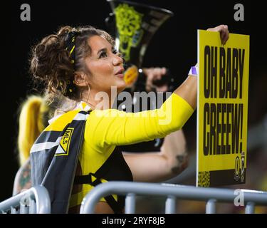 Columbus, Ohio, USA. September 2023 30. Fans der Columbus Crew jubeln ihr Team gegen die Philadelphia Union in ihrem Spiel in Columbus, Ohio, an. Brent Clark/Cal Sport Media/Alamy Live News Stockfoto