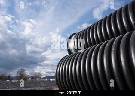 Wasserleitung oder -Leitung im Wasserbau Stockfoto