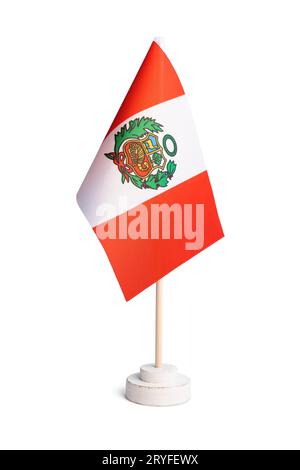 Kleine Tischflagge von Peru isoliert auf weißem Hintergrund Stockfoto