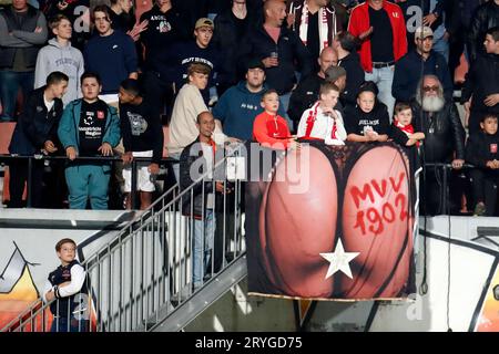 Maastricht, Niederlande. September 2023 29. Fans des MVV Maastricht während des niederländischen Keuken Kampioen Divisie-Spiels zwischen MVV und ADO den Haag am 29. September 2023 in Maastricht, Niederlande Credit: dpa/Alamy Live News Stockfoto