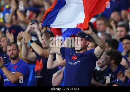 Paris, Frankreich. September 2023. Französische Fans während der Rugby-Weltmeisterschaft 2023 im Stade de France, Paris. Das Bild sollte lauten: Paul Thomas/Sportimage Credit: Sportimage Ltd/Alamy Live News Stockfoto