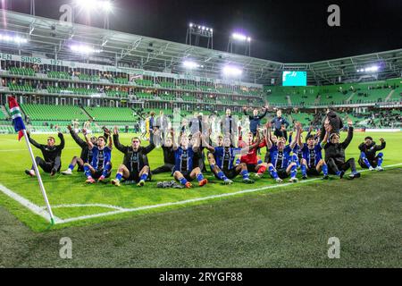 Groningen, Niederlande. September 2023 29. Spieler des FC den Bosch feiern den Sieg beim niederländischen Keuken Kampioen Divisie-Spiel zwischen dem FC Groningen und dem FC den Bosch am 29. September 2023 in Groningen, Niederlande Credit: dpa/Alamy Live News Stockfoto