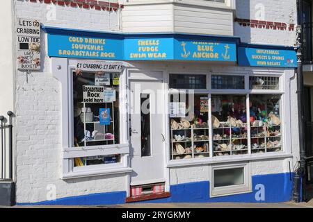 Souvenirladen Blue Anchor, Harbour Street, Broadstairs, Isle of Thanet, Kent, England, Großbritannien, Großbritannien, Europa Stockfoto