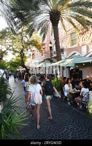 USA. FLORIDA. MIAMI. TERRASSEN UND RESTAURANT IN ESPANOLA WAY AN DER 15TH STREET. Stockfoto