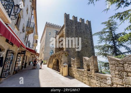 SAN MARINO, 5. JULI 2022 - der öffentliche Palast im Stadtzentrum von San Marino, Republik San Marino, Europa Stockfoto