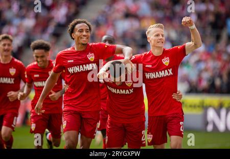 Köln, Deutschland. September 2023 30. Torjubel: Jamie Leweling (VfB) Deniz Undav (VfB) Chris Führich (VfB) 1. FC Köln - VfB Stuttgart 30.09.2023 Copyr Stockfoto