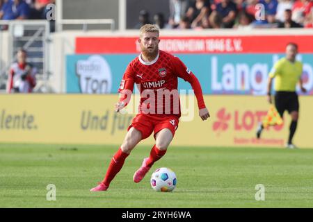 Heidenheim, Deutschland 30. September 2023: 1. BL - 2023/2024 - 1. FC Heidenheim gegen Union Berlin im Bild: Jan-Niklas Beste (FC Heidenheim) /// die DFL-Vorschriften verbieten die Verwendung von Fotografien als Bildsequenzen und/oder Quasi-Video. /// Stockfoto