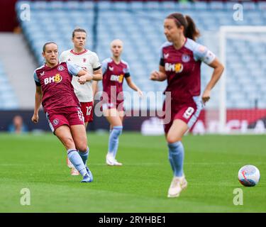 Birmingham, Großbritannien. Oktober 2023. Lucy Staniforth von Aston Villa in Aktion während des FA Women's Super League 1-Spiels zwischen Aston Villa Women und Manchester United Women in Villa Park, Birmingham, England am 1. Oktober 2023. Foto von Stuart Leggett. Nur redaktionelle Verwendung, Lizenz für kommerzielle Nutzung erforderlich. Keine Verwendung bei Wetten, Spielen oder Veröffentlichungen eines einzelnen Vereins/einer Liga/eines einzelnen Spielers. Credit: UK Sports Pics Ltd/Alamy Live News Stockfoto