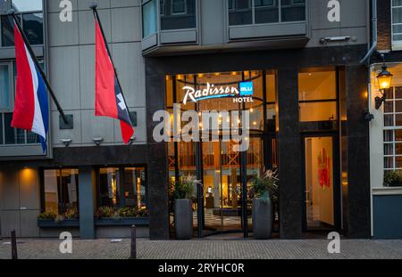 Amsterdam, Niederlande, 01.10.2023, Außenansicht des Radisson Blu Hotel in der Rusland Street Stockfoto