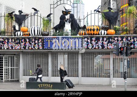 01. Oktober 2023/Halloween-Festival im Tivoli-Garten vom 12. Oktober bis 05. November 292023 ln dänischer Hauptstadt Kopenhagen Dänemark. (Foto: Francis Joseph Dean/Dean Pictures) Stockfoto