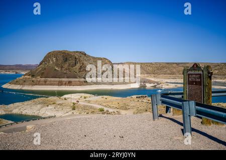 Ein Betonschwerkraftdamm in Elephant Butte, New Mexico Stockfoto