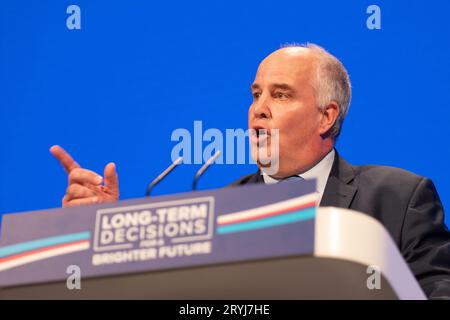 Manchester, Großbritannien. Oktober 2023. Andrew RT Davies MS Leader der walisischen Konservativen in der Senedd am ersten Tag der Tory-Konferenz 2023. Manchester UK.Picture: Garyroberts/worldwidefeatures.com Credit: GaryRobertsphotography/Alamy Live News Stockfoto