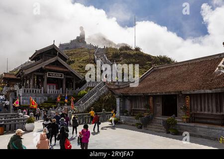 Der buddhistische Tempel im Fansipan in Sapa in Vietnam Stockfoto