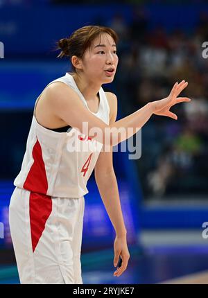 Hangzhou, China. Oktober 2023. Mai Kawai von der japanischen Basketballmannschaft der Frauen, die während der 19. Asienspiele 2023 im Hangzhou Olympic Sports Centre Gymnasium in der Gruppe B der Frauen-Basketball-Vorrunde zwischen den Philippinen und Japan zu sehen war. Endstand Japan 96:59 Philippinen. (Foto: Luis Veniegra/SOPA Images/SIPA USA) Credit: SIPA USA/Alamy Live News Stockfoto