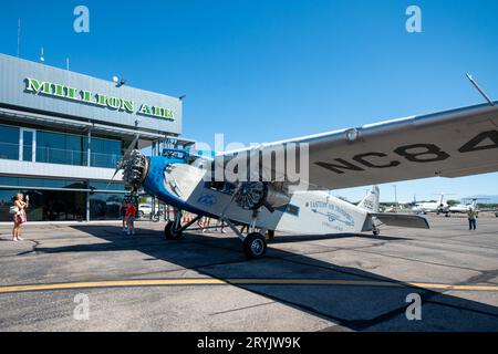 1929 Ford Tri Motor „Tin Goose“ am internationalen Flughafen Tucson Stockfoto