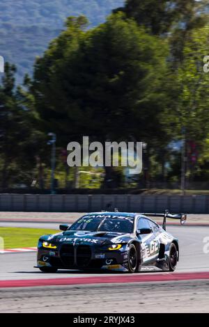 30. September 2023; Circuit of Catalunya, Barcelona, Katalonien, Spanien; 2023 Fanatec GT World Challenge Europe, Tag 2: Adam Carroll, Lewis Proctor, Timothy Whale vom WRT-Team Stockfoto