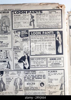 Werbespot für Kleidung einschließlich Loon Pants in der 1970er-Ausgabe von NME New Musical Express Music Paper Stockfoto