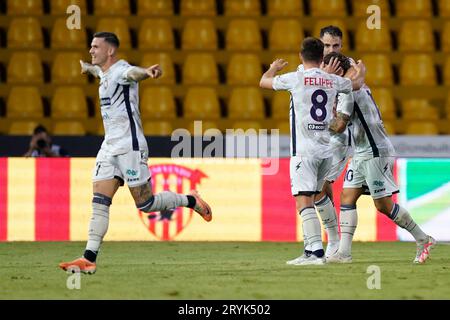 Benevento, Italien. Oktober 2023. Eugenio D’Ursi in Aktion während des italienischen Lega Pro Fußballspiels Benevento Calcio gegen FC Crotone. Quelle: Mario Taddeo/Alamy Live News Stockfoto