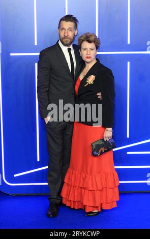 London, Großbritannien. März 2018. Susan Lynch und Craig Parkinson nehmen an der europäischen Premiere von „Ready Player One“ im Vue West End in London Teil. (Foto: Fred Duval/SOPA Images/SIPA USA) Credit: SIPA USA/Alamy Live News Stockfoto