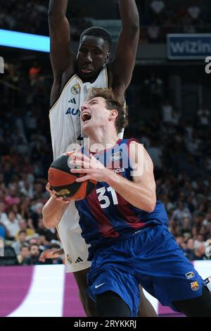 Madrid, Spanien. Oktober 2023. Rokas Jokubaitis aus Barcelona während des ACB-Ligaspiels zwischen Real Madrid und Barcelona im Wizink Center am 1. Oktober 2023 in Madrid, Spanien. (Foto: Oscar Gonzalez/SIPA USA) Credit: SIPA USA/Alamy Live News Stockfoto