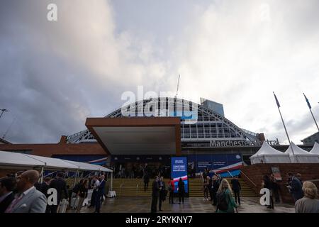 Manchester am Sonntag, den 1. Oktober 2023. Manchester Central während der Konferenz der Konservativen Partei im Manchester Central Convention Complex, Manchester am Sonntag, den 1. Oktober 2023. (Foto: Pat Scaasi | MI News) Credit: MI News & Sport /Alamy Live News Stockfoto