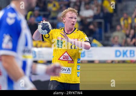 Mannheim, Deutschland. Oktober 2023. Gustav Davidsson (RNL, 22), am Ball, Einzelbild, Einzelfoto, Aktion, Aktion, 01.10.2023, Mannheim (Deutschland), Handball, Bundesliga, Rhein-Neckar Löwen - TVB Stuttgart Credit: dpa/Alamy Live News Stockfoto