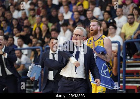 Ginova Scafati - Virtus Segafredo BolognaLBA prima giornata während GIVOVA Scafati gegen Virtus Segafredo Bologna, italienisches Basketball-Spiel der Serie A in Scafati (SA), Italien, 1. Oktober 2023 Stockfoto