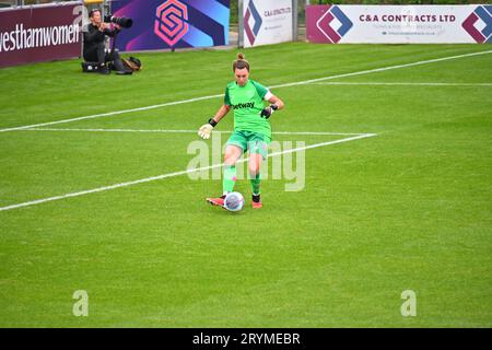 LONDON, ENGLAND - 1. OKTOBER: Mackenzie Arnold. Damen Super League, erstes Spiel der Saison für West Ham Women Stockfoto