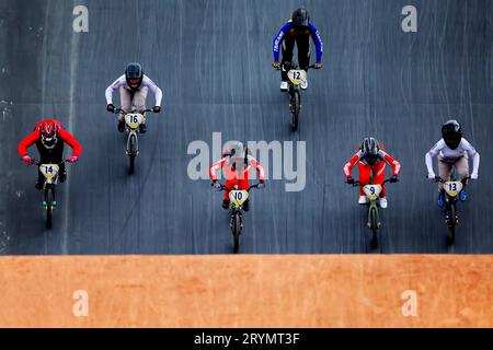 Jieshou, China. Oktober 2023. Allgemeine Ansicht, 1. Oktober 2023 - Radfahren : BMX-Rennen für Frauen auf dem Chun'an Jieshou Sports Centre Mountain Bike Course während der China Hangzhou Asian Games 2022 in Jieshou, China. Quelle: Naoki Nishimura/AFLO SPORT/Alamy Live News Stockfoto