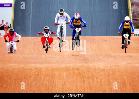 Jieshou, China. Oktober 2023. Allgemeine Ansicht, 1. Oktober 2023 - Radfahren : BMX-Rennen für Männer auf dem Chun'an Jieshou Sports Centre Mountain Bike Course während der China Hangzhou Asian Games 2022 in Jieshou, China. Quelle: Naoki Nishimura/AFLO SPORT/Alamy Live News Stockfoto