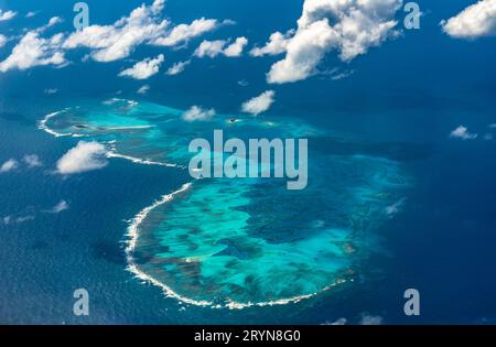 Luftaufnahme der herzförmigen Insel im Karibischen Meer Stockfoto
