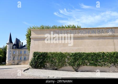 Das Weinschloss Pichon-Longueville, auch Château Pichon Baron genannt, in Pauillac im Médoc. Rotweinerzeugung. Weinberg Bordeaux. Pauillac Stockfoto