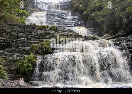 Schöner Wasserfall im Naturpark Caraca, Minas Gerais, Brasilien Stockfoto