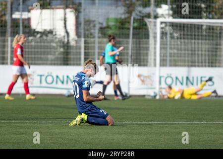 Gütersloh, Deutschland 01. Oktober 2023: 2.BL - Frauen - 2023/2024 - FSV Gütersloh vs. 1. FFC Turbine Potsdam im Bild: Bianca Schmidt (Potsdam) jubelt nach dem Tor zum 0:1 Stockfoto