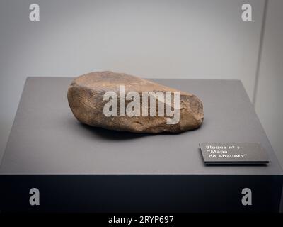 Abauntz-Karte, kartographisches Dokument auf Stein, (um 19.000 v. Chr.), Museum of Navarra, Pamplona, Navarra, Spanien Stockfoto