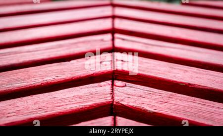 Textur Holzbretter rot lackiert Nahaufnahme Stockfoto